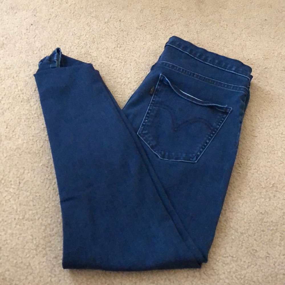 Levi Runaround Super Skinny